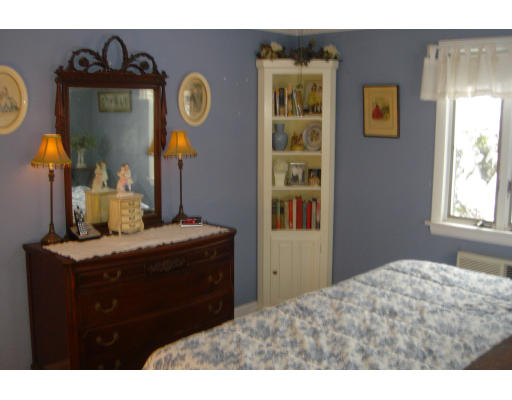 32 Longmeadow Road Beverly, MA 01915 - Photo 22 of 24 Gallery Image 22