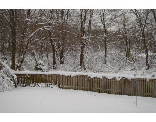 32 Longmeadow Road Beverly, MA 01915 - Photo 4 of 24 Gallery Image 4