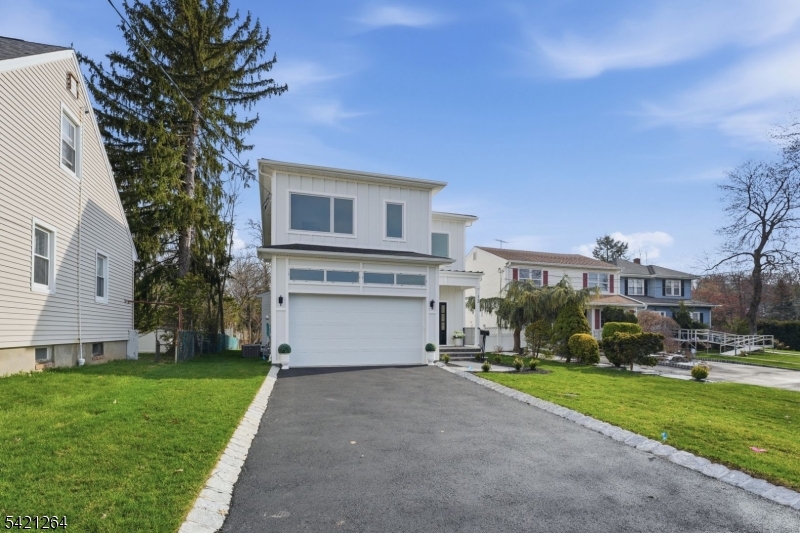 13 Harding Place Livingston, NJ 07039 - Photo 2 of 46