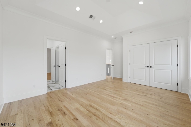 13 Harding Place Livingston, NJ 07039 - Photo 25 of 46