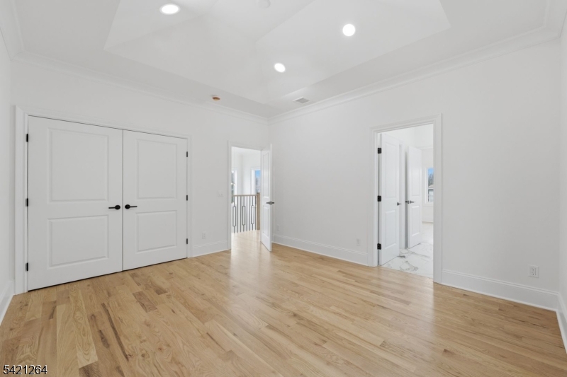 13 Harding Place Livingston, NJ 07039 - Photo 29 of 46