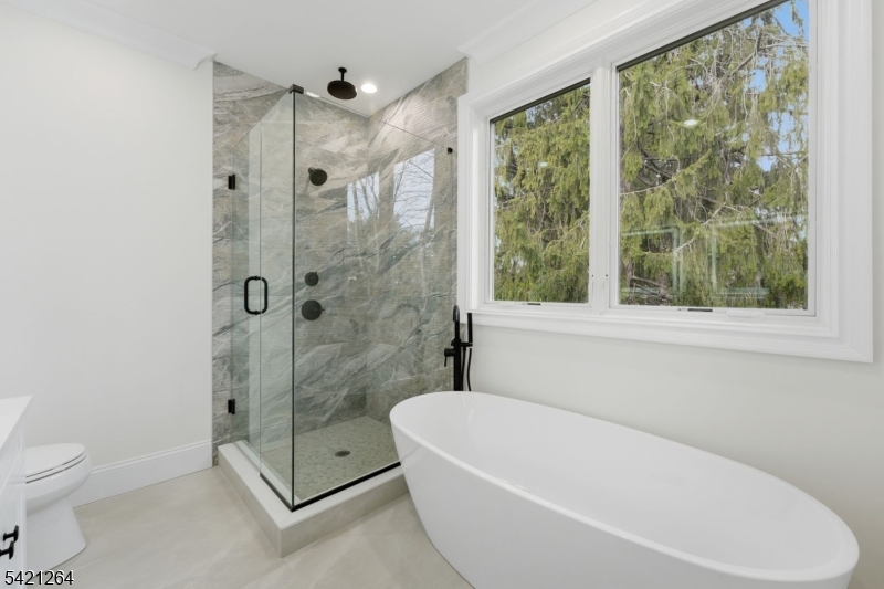 13 Harding Place Livingston, NJ 07039 - Photo 35 of 46