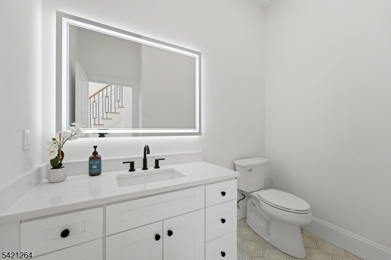 13 Harding Place Livingston, NJ 07039 - Photo 6 of 46