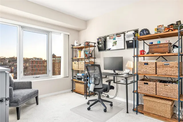 $699,000 | 100 Exchange Street, Unit 1307, Providence, RI 02903