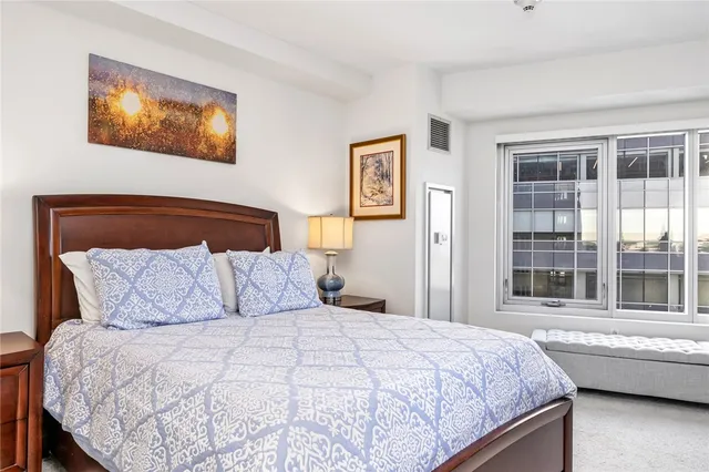 $699,000 | 100 Exchange Street, Unit 1307, Providence, RI 02903