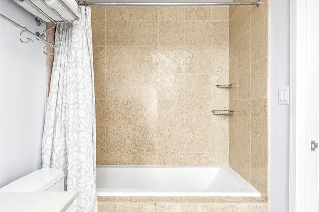 $699,000 | 100 Exchange Street, Unit 1307, Providence, RI 02903