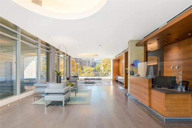 $699,000 | 100 Exchange Street, Unit 1307, Providence, RI 02903