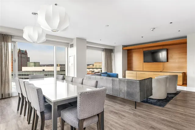 $699,000 | 100 Exchange Street, Unit 1307, Providence, RI 02903