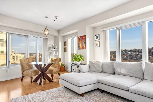 $699,000 | 100 Exchange Street, Unit 1307, Providence, RI 02903