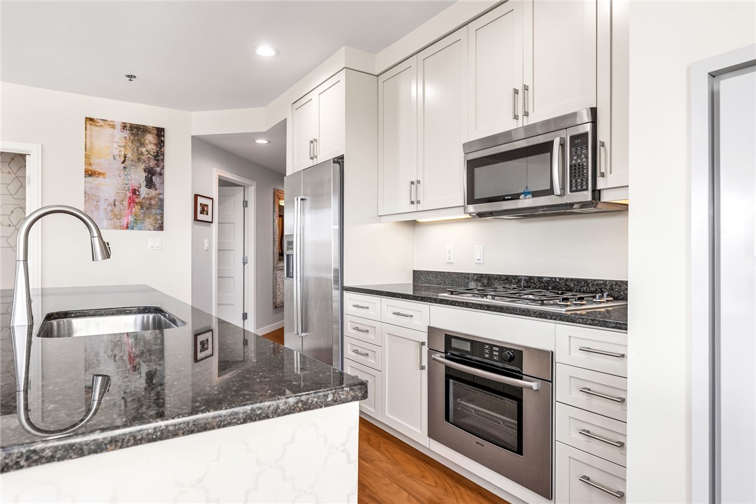 100 Exchange Street, Unit 1307 Providence, RI 02903 - Photo 8 of 27