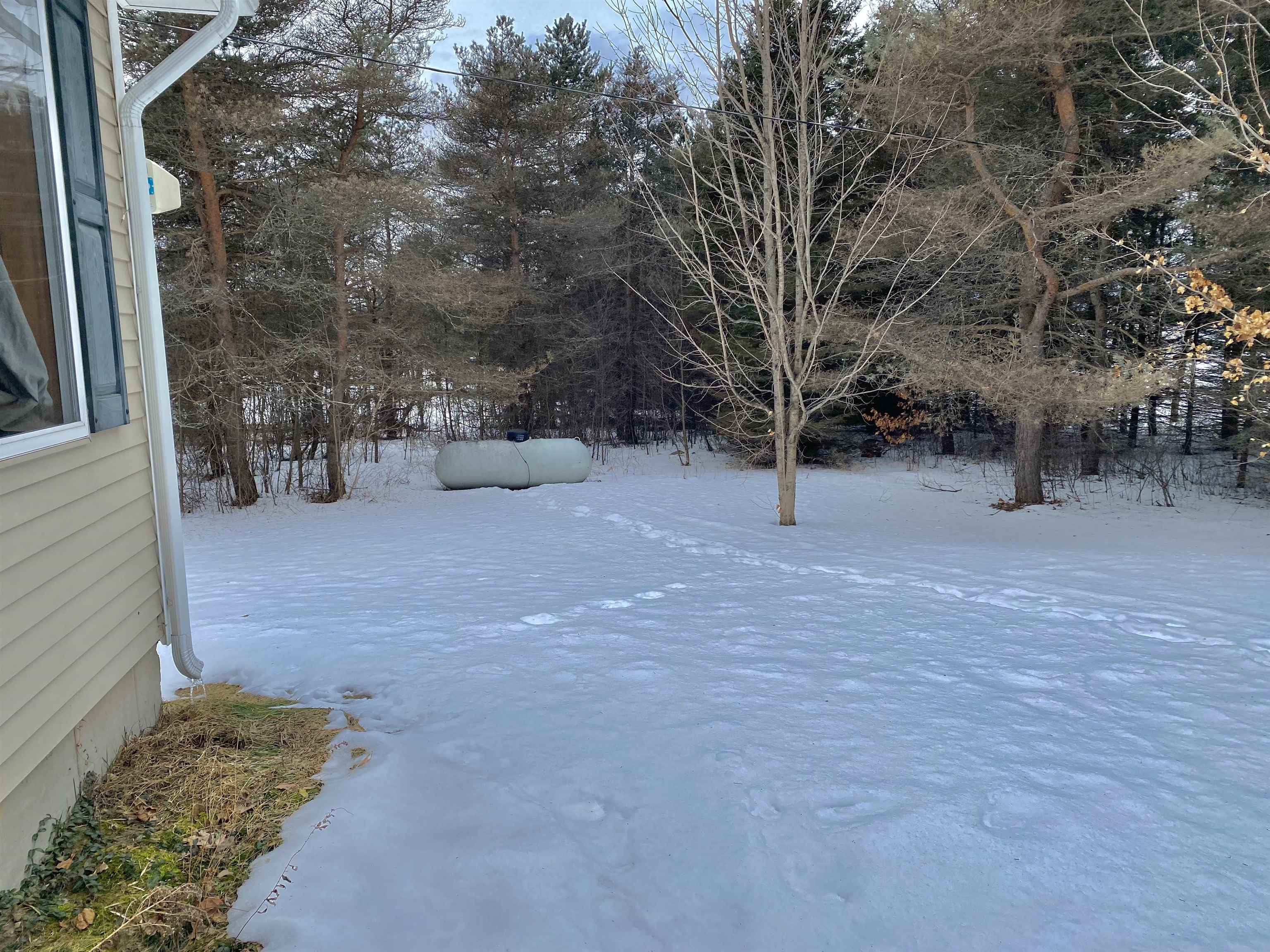 6415 South Snyder Road Southwest Fife Lake, MI 49633 - Photo 30 of 31 1896994-32.JPG