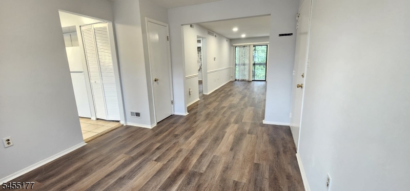 1909 Raspberry Court Edison, NJ 08817 - Photo 2 of 17 Gallery Image 2