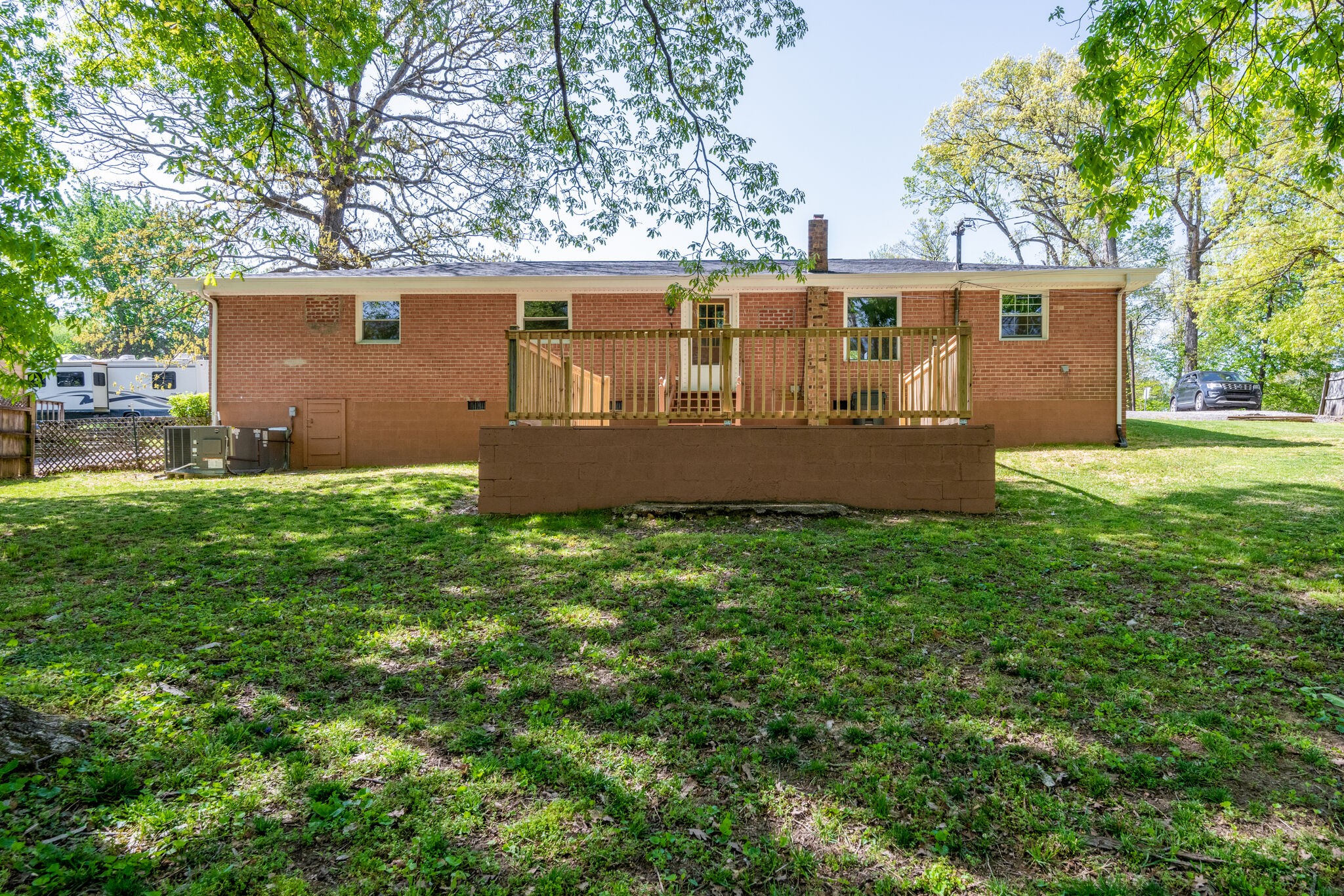 609 Luther Road Dickson, TN 37055 - Photo 2 of 26 Gallery Image 2