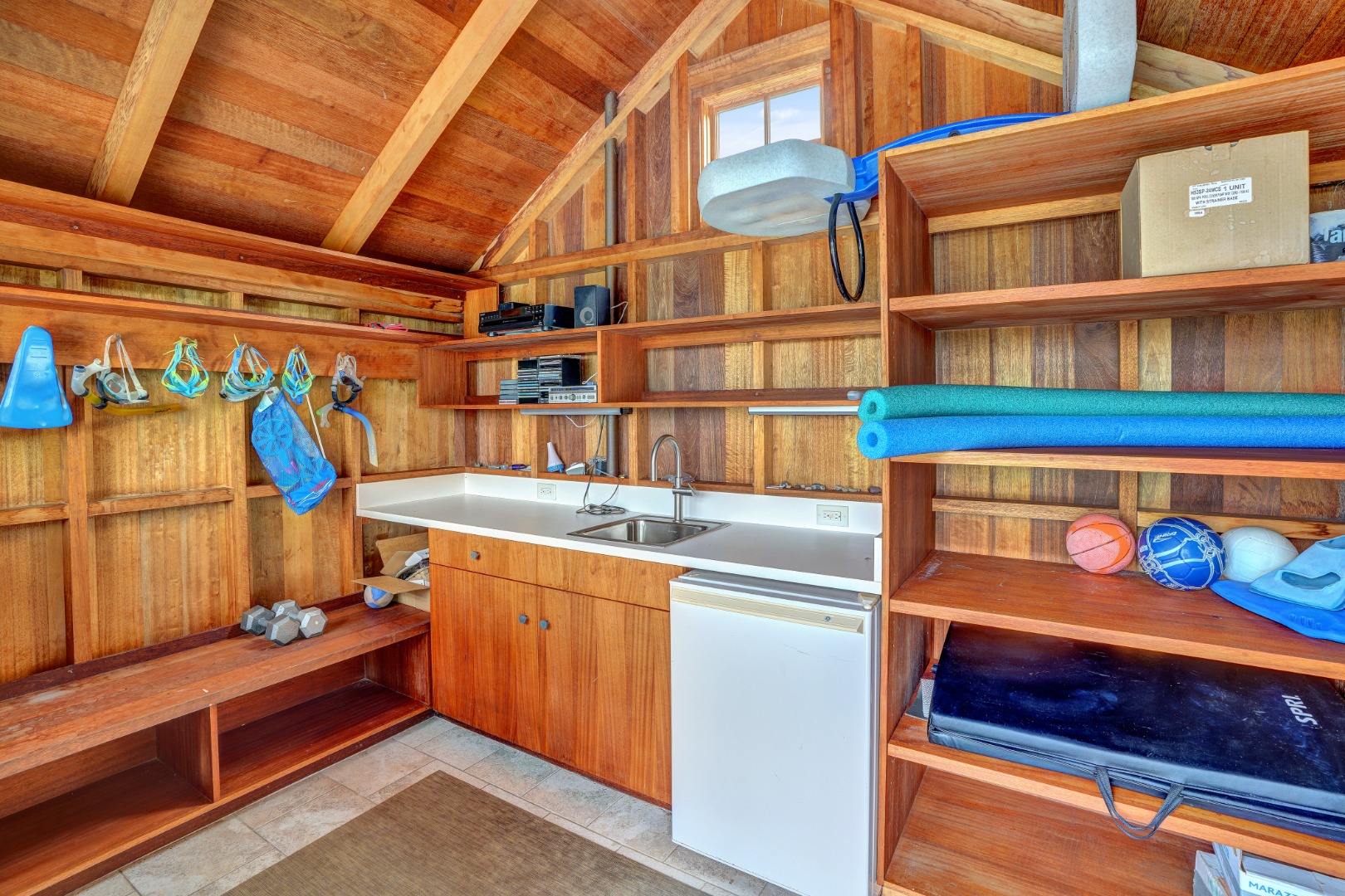 49 Tilton Road Chilmark, MA 02535 - Photo 38 of 47 Pool House Inside