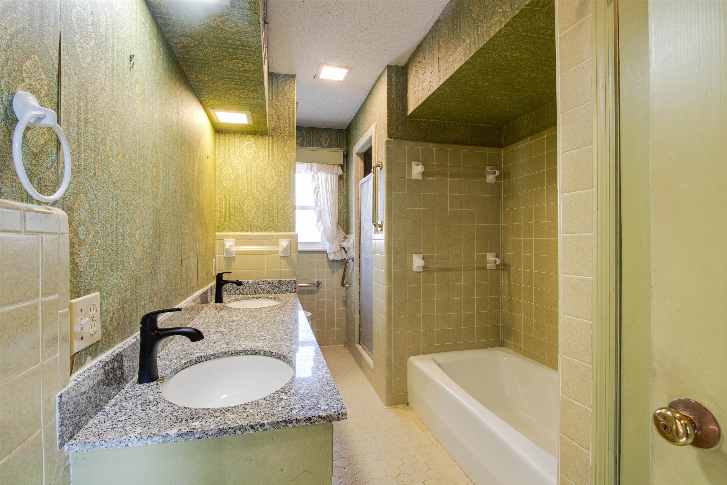 1235 Cherry Road Memphis, TN 38117 - Photo 18 of 29