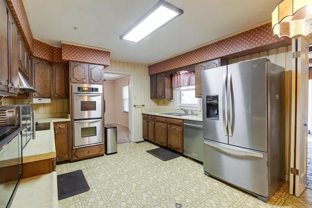 $375,000 | 1235 Cherry Road, Memphis, TN 38117