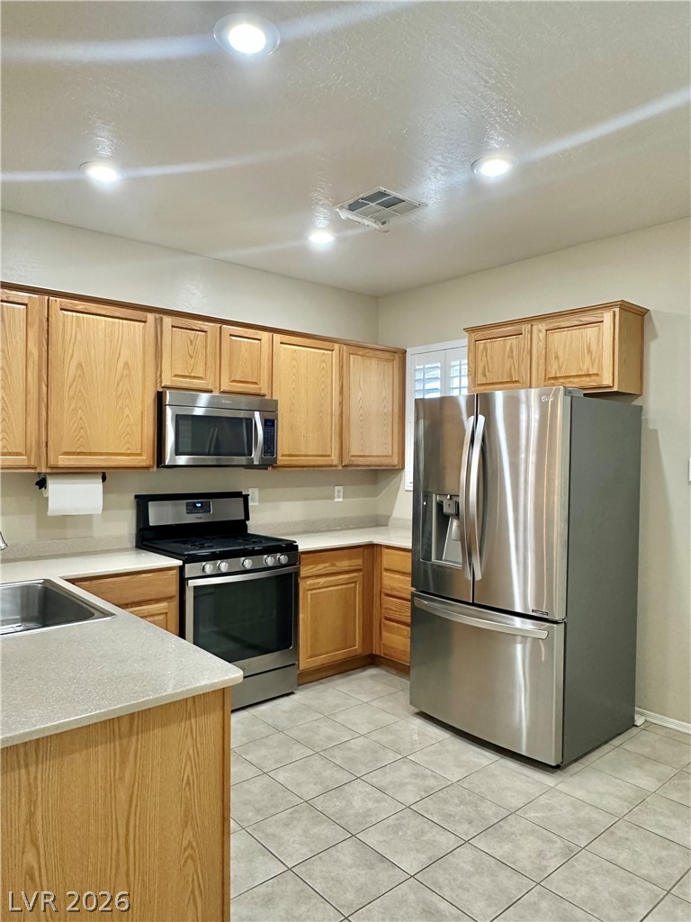 2603 Sargon Street Henderson, NV 89044 - Photo 9 of 25