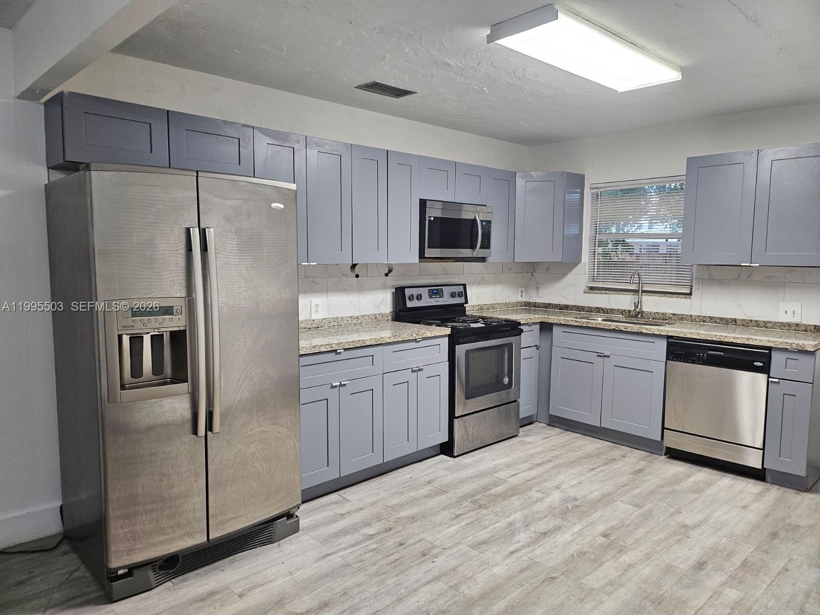 209 Southwest 9th Street, Unit 209 Hallandale Beach, FL 33009 - Photo 4 of 6