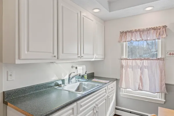 $525,000 | 506 Main Street, Wayne, ME 04284