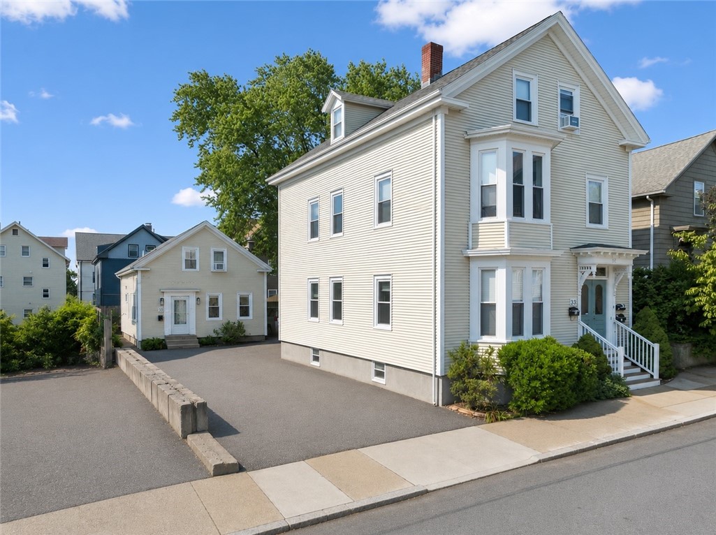 33 Amy Street Providence, RI 02906 - Photo 4 of 50
