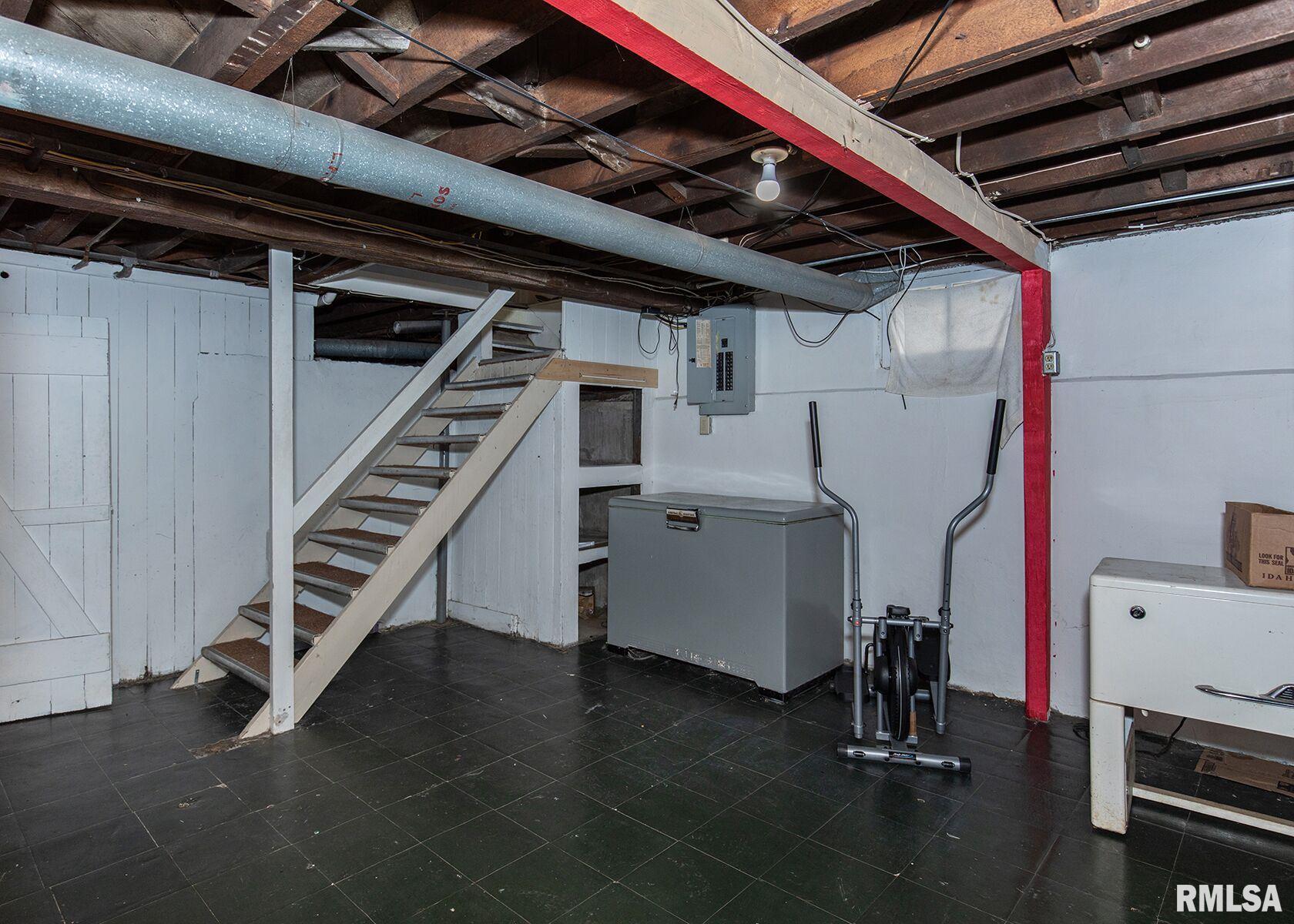 302 North Spring Street Atkinson, IL 61235 - Photo 17 of 25 Gallery Image 17
