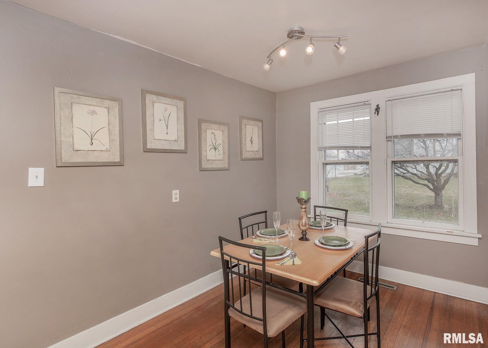 302 North Spring Street Atkinson, IL 61235 - Photo 8 of 25 Gallery Image 8