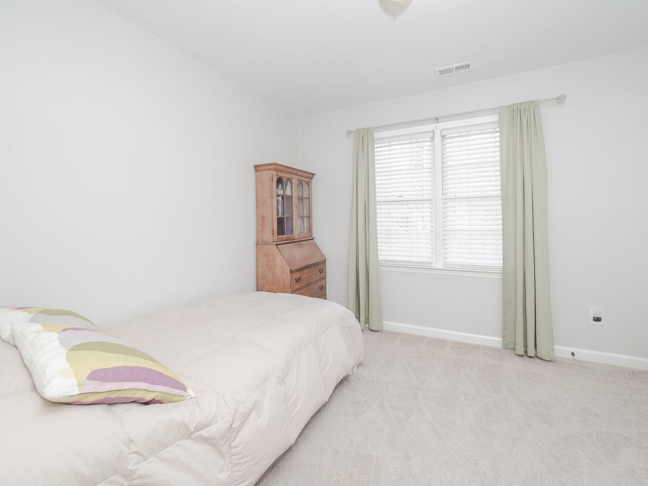 12105 North Exeter Way Raleigh, NC 27613 - Photo 24 of 27 Photo 24