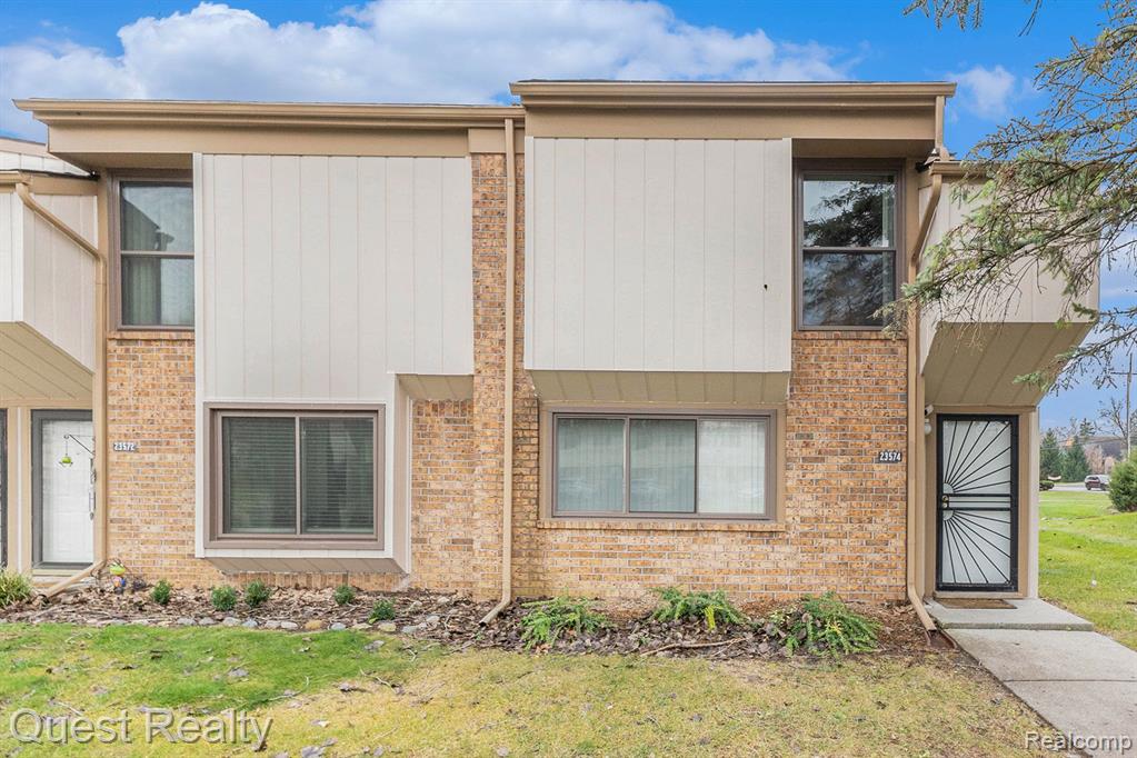 23574 Lahser Road Southfield, MI 48033 - Photo 1 of 17 Gallery Image 1