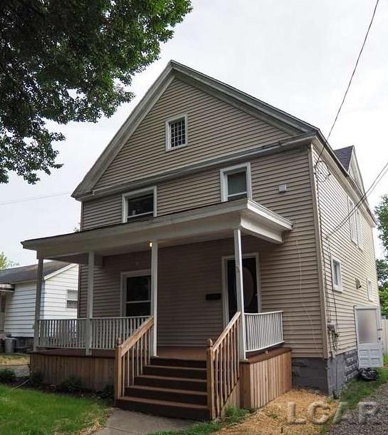 313 Merrick Street Adrian, MI 49221 - Photo 1 of 37 31354492.JPG