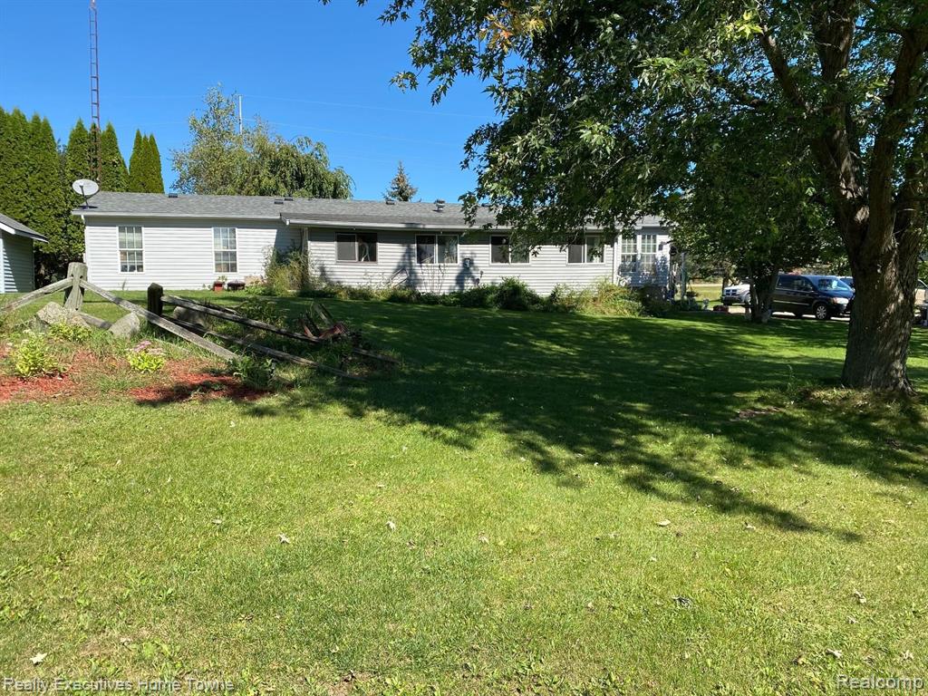 477 West Galbraith Line Road Melvin, MI 48454 - Photo 8 of 28