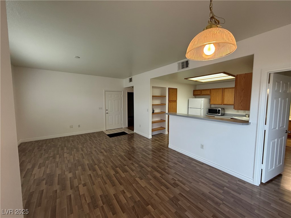 4655 Gold Dust Avenue, Unit 124 Las Vegas, NV 89120 - Photo 3 of 24