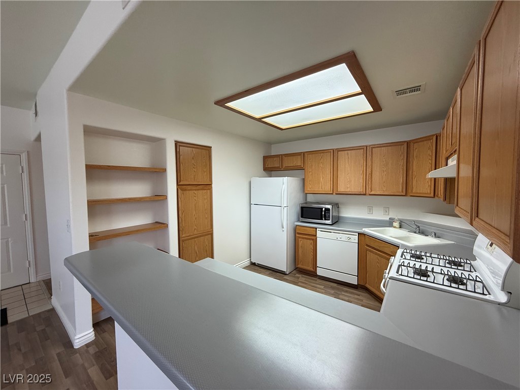 4655 Gold Dust Avenue, Unit 124 Las Vegas, NV 89120 - Photo 7 of 24