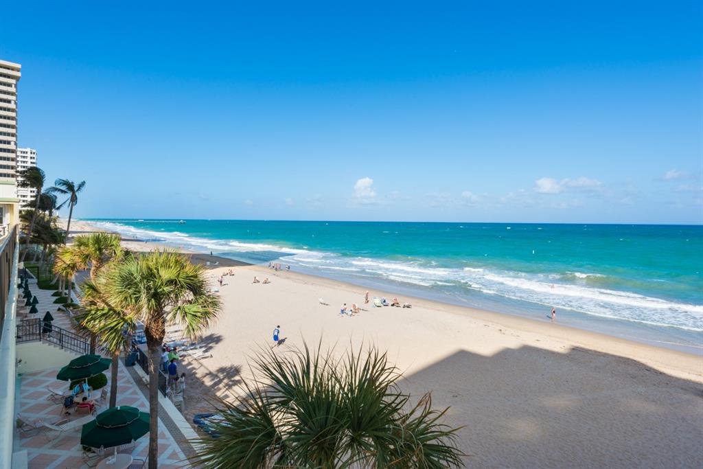 4280 Galt Ocean Drive, Unit 25C Fort Lauderdale, FL 33308 - Photo 41 of 55 a view of an ocean and beach