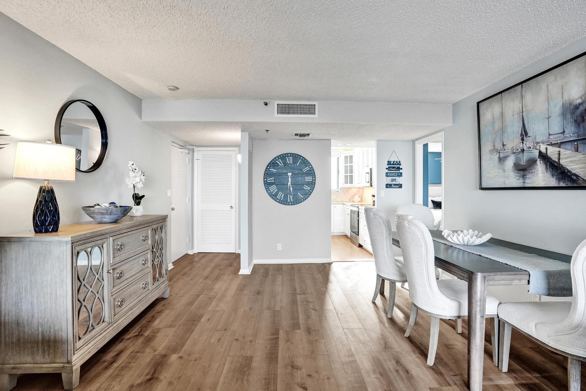 300 Ocean Trail Way, Unit 410 Jupiter, FL 33477 - Photo 14 of 59 Foyer & Dining Area