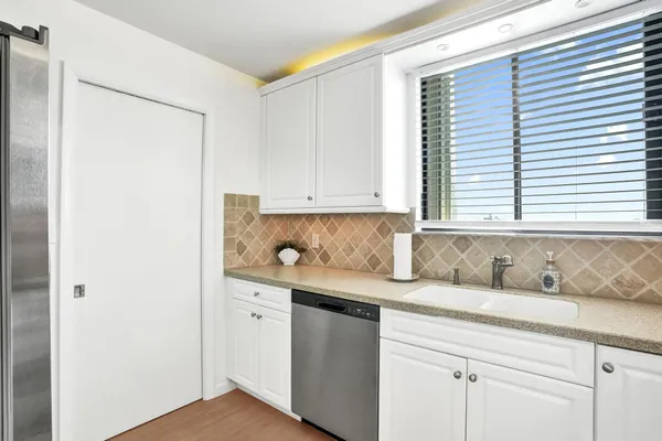 $8,000 | 300 Ocean Trail Way, Unit 410, Jupiter, FL 33477