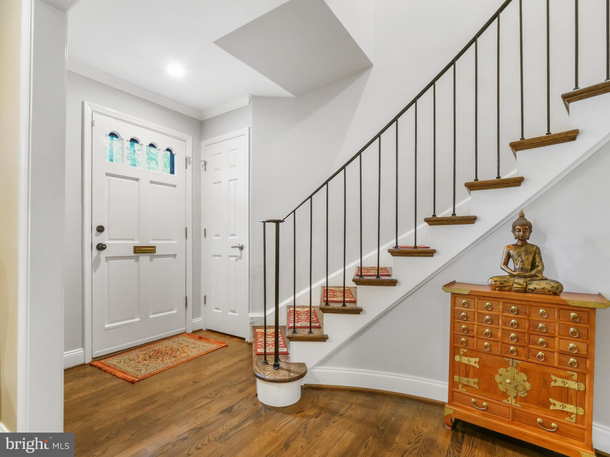 1835 Wainwright Drive Reston, VA 20190 - Photo 18 of 51 A grand entryway