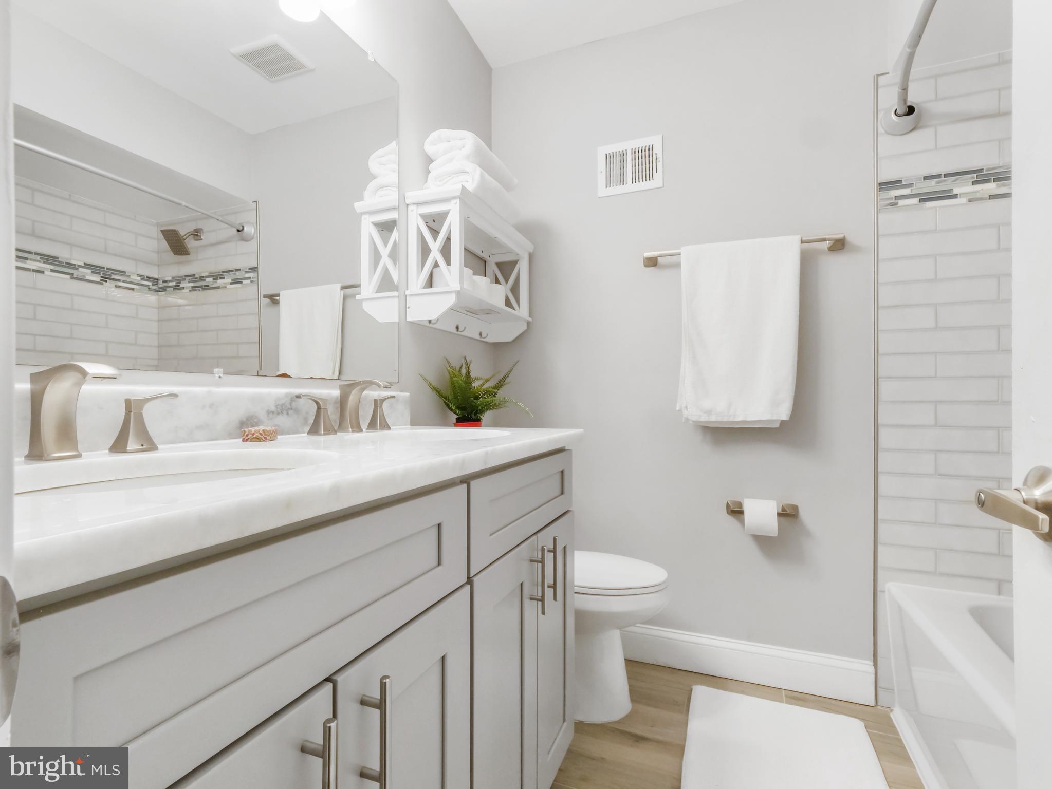 1835 Wainwright Drive Reston, VA 20190 - Photo 20 of 51 Nicely updated bathroom on the upper level