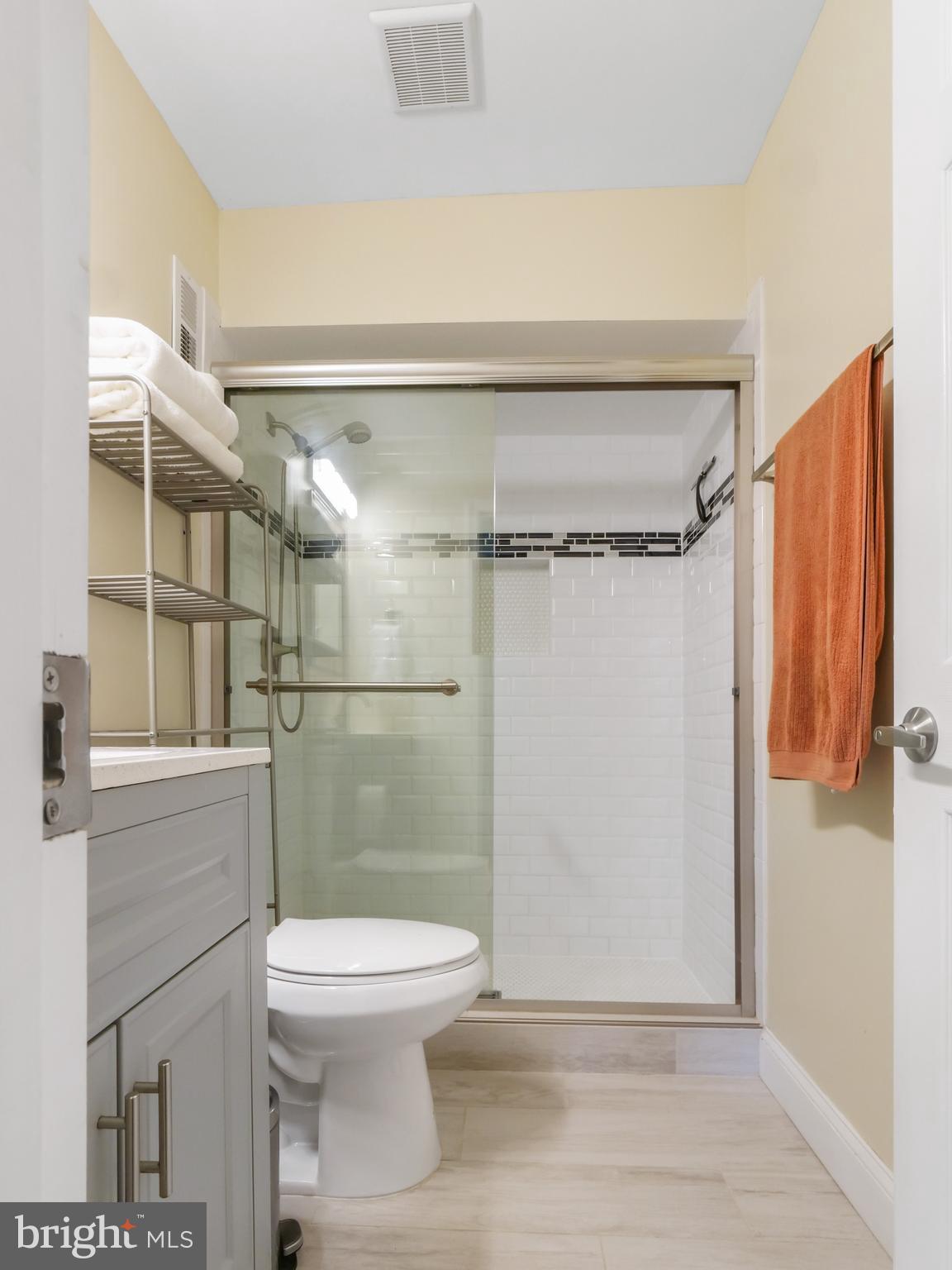 1835 Wainwright Drive Reston, VA 20190 - Photo 24 of 51 Nicely updated primary bathroom