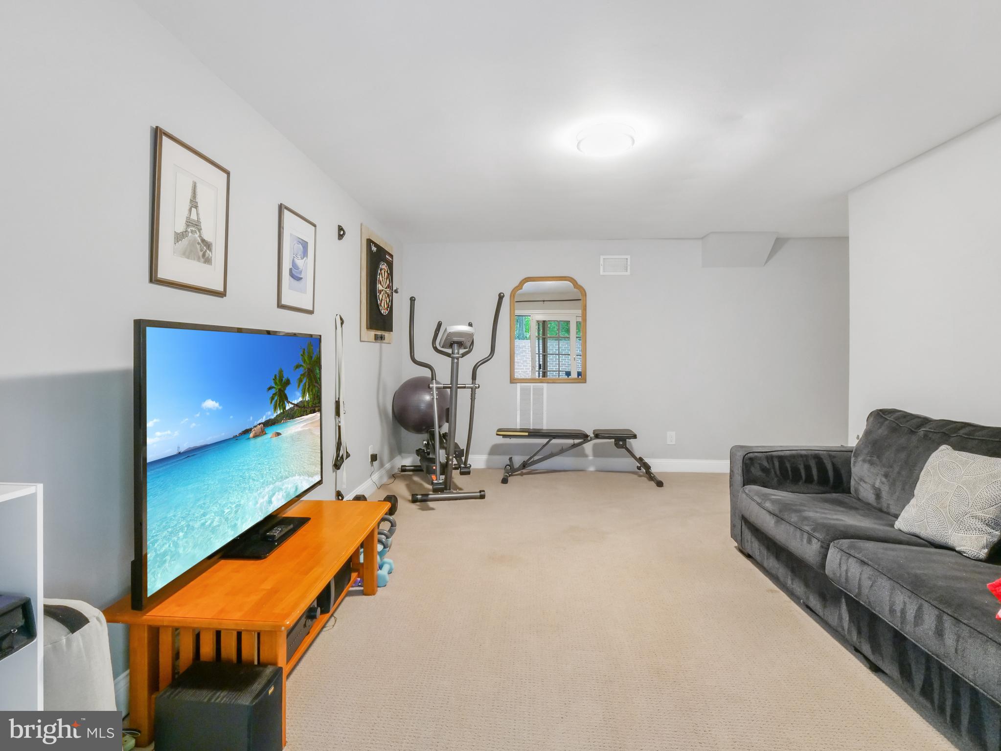 1835 Wainwright Drive Reston, VA 20190 - Photo 29 of 51 Another view of the rec room