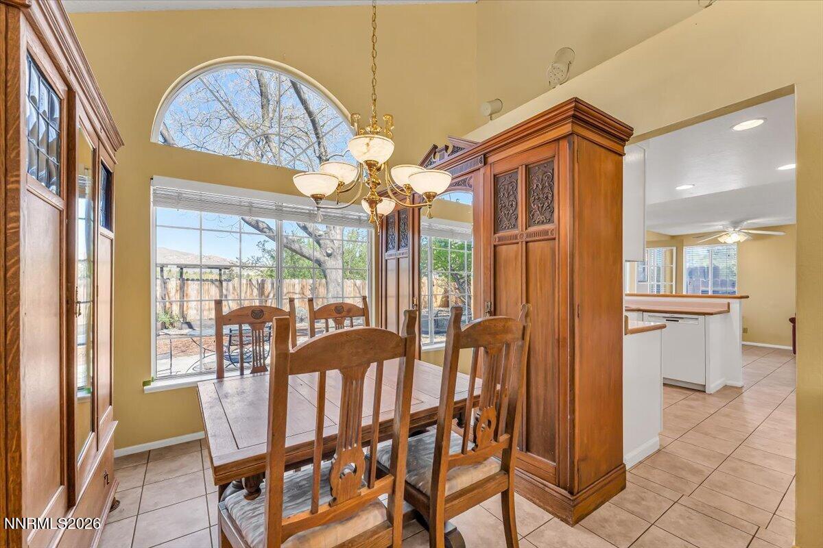 6325 Blue Lakes Court Reno, NV 89523 - Photo 10 of 38 09-6325 Blue Lakes Ct Reno NV 89523 (9 o