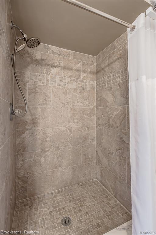 5292 Brookemonte Circle Rochester, MI 48306 - Photo 24 of 55