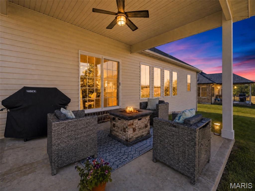 1508 Shadow Ridge Columbia, IL 62236 - Photo 3 of 72 Gallery Image 3