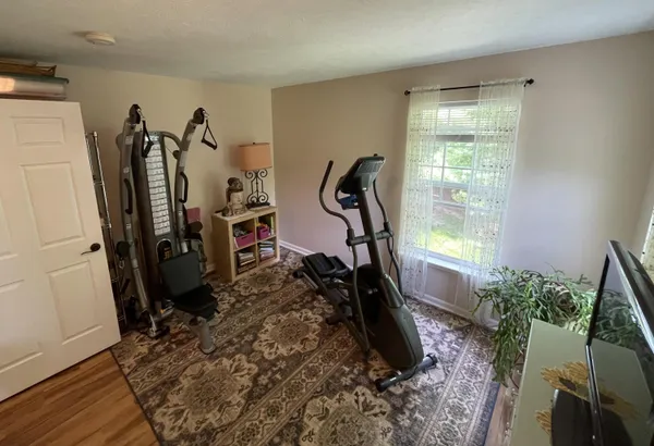 $204,500 | 732 West Barrington Circle, Jackson, MI 49203