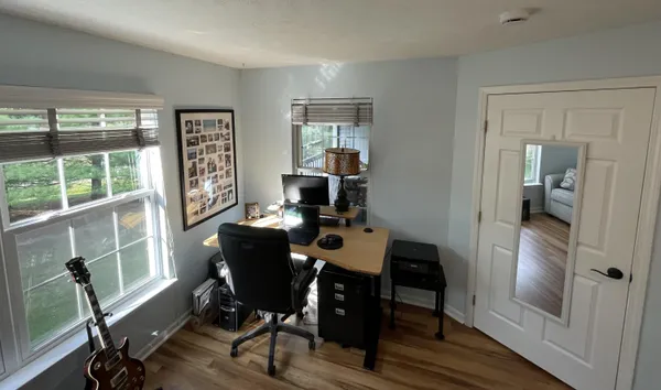 $204,500 | 732 West Barrington Circle, Jackson, MI 49203