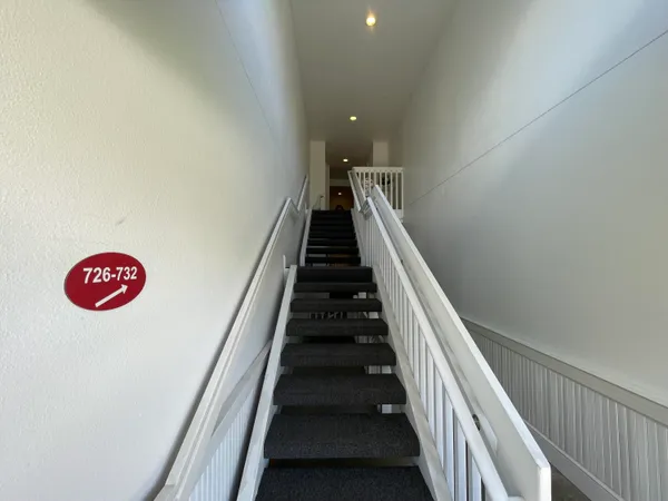 $204,500 | 732 West Barrington Circle, Jackson, MI 49203