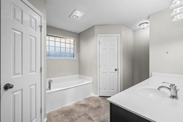 $240,000 | 154 Frankford Court, Lubbock, TX 79416