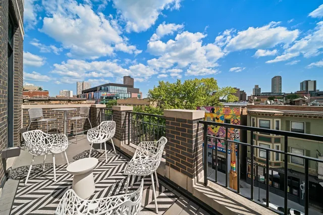 $8,995 | 3444 North Halsted Street, Unit PH, Chicago, IL 60657