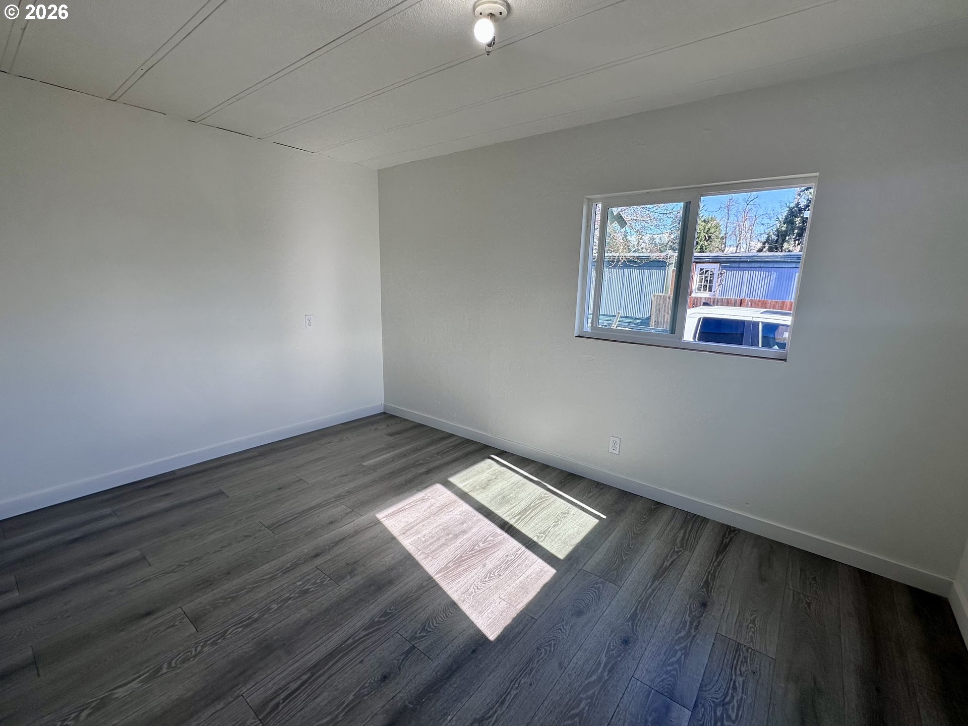 4475 Daisy Street Springfield, OR 97478 - Photo 2 of 17 Gallery Image 2