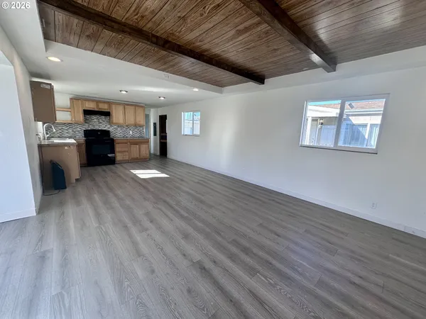 $52,000 | 4475 Daisy Street, Springfield, OR 97478