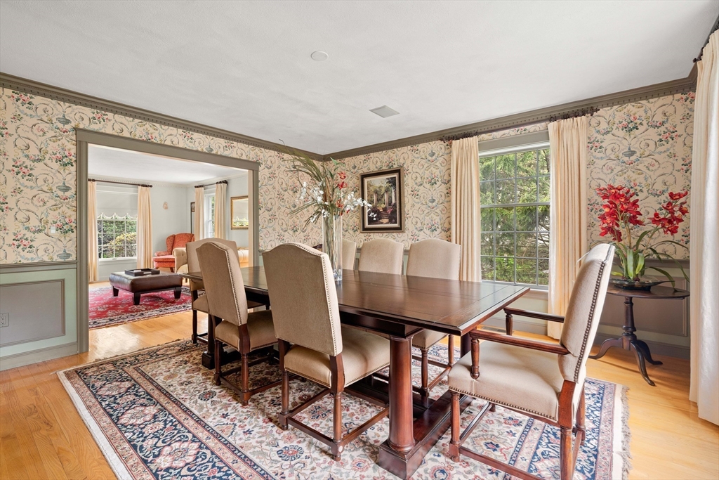37 Old Planters Road Beverly, MA 01915 - Photo 8 of 42 a view of a livingroom with furniture